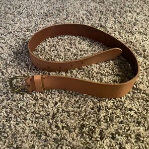 American Eagle tan leather belt